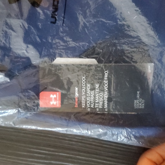 Under Armor heatgear shorts - Picture 8 of 8